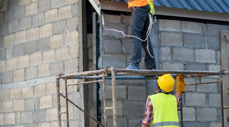 Expert Emergency Roof Repairs services in Newcomb, TN